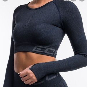 ECHT Arise Scrunch Top